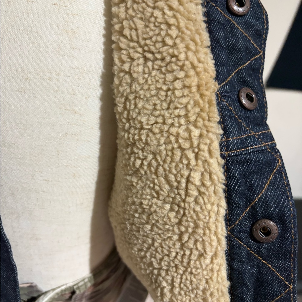 GAP Kids Denim Jacket with Sherpa Lining - Picture 5 of 5